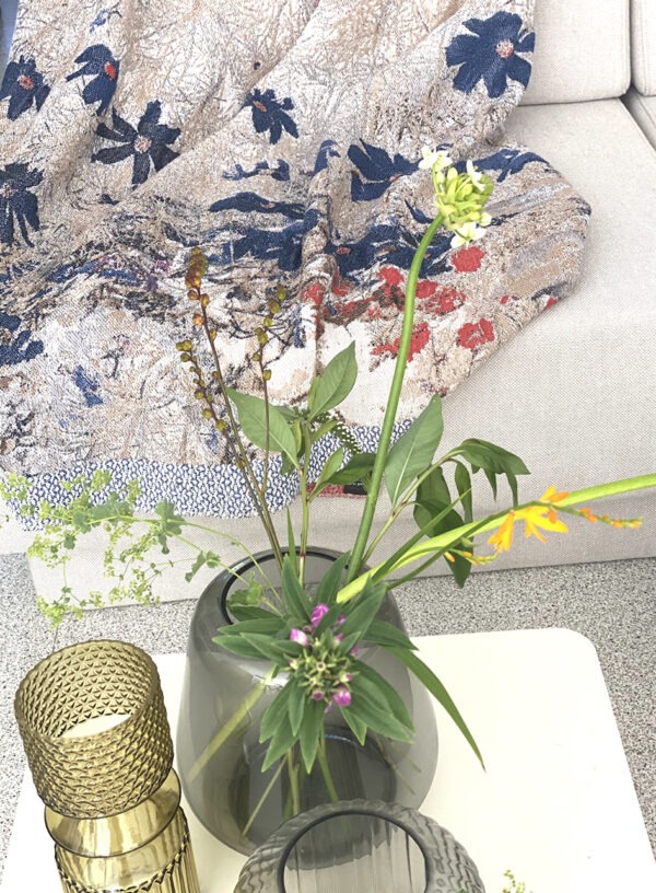 geweven plaid met bloemenpatroon